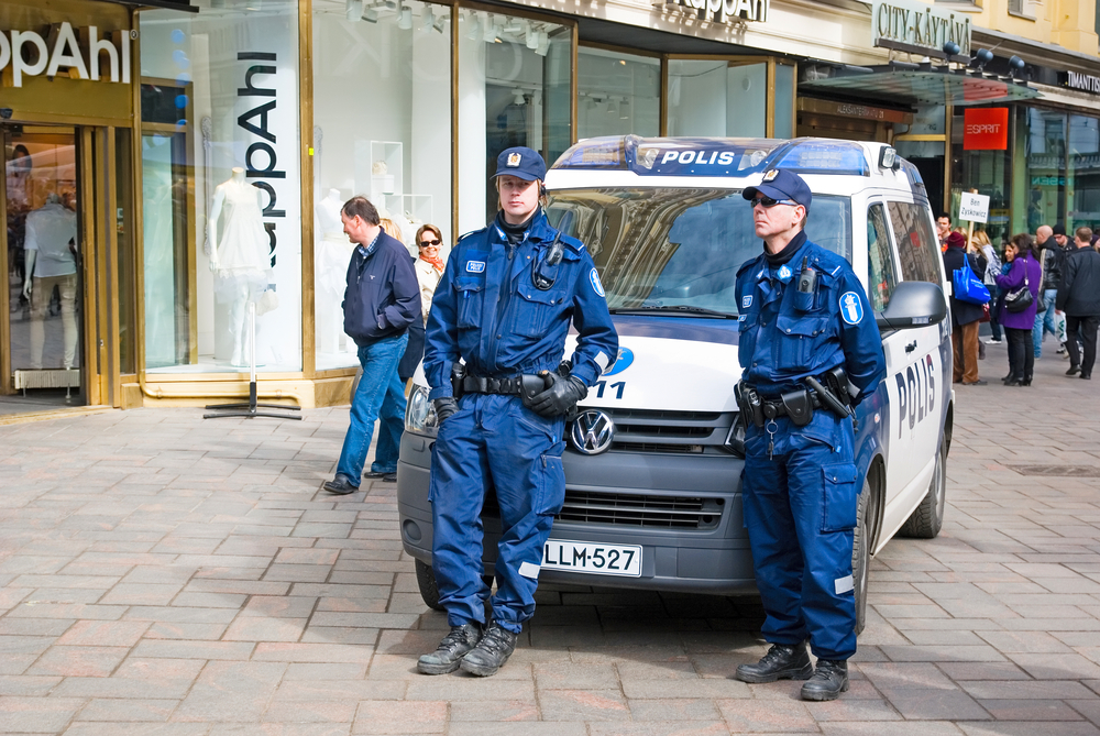TheMerkle Police Finland OneCoin
